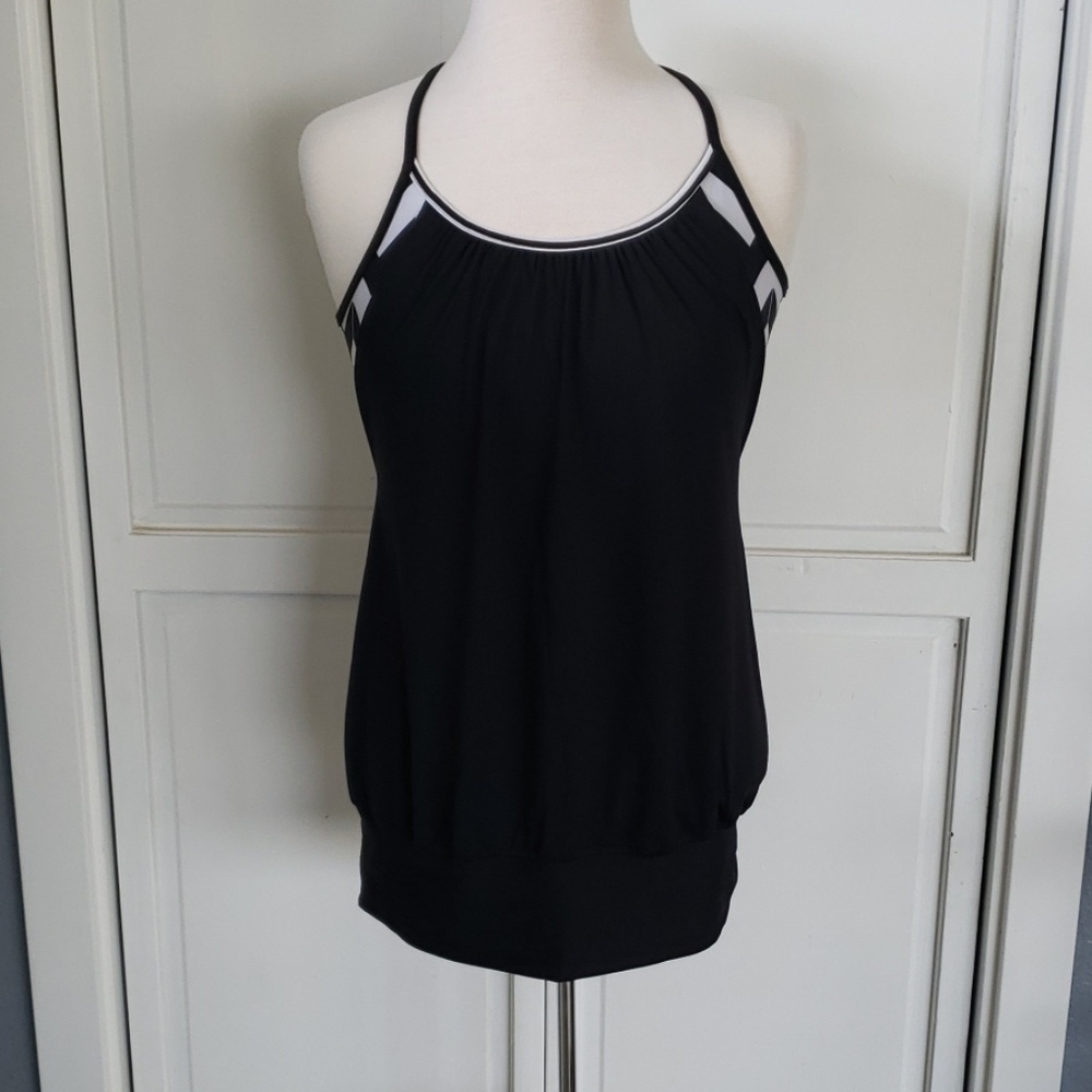 Lululemon top